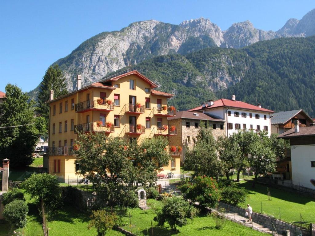 Paradiso Villa Vigo di Cadore Exterior photo